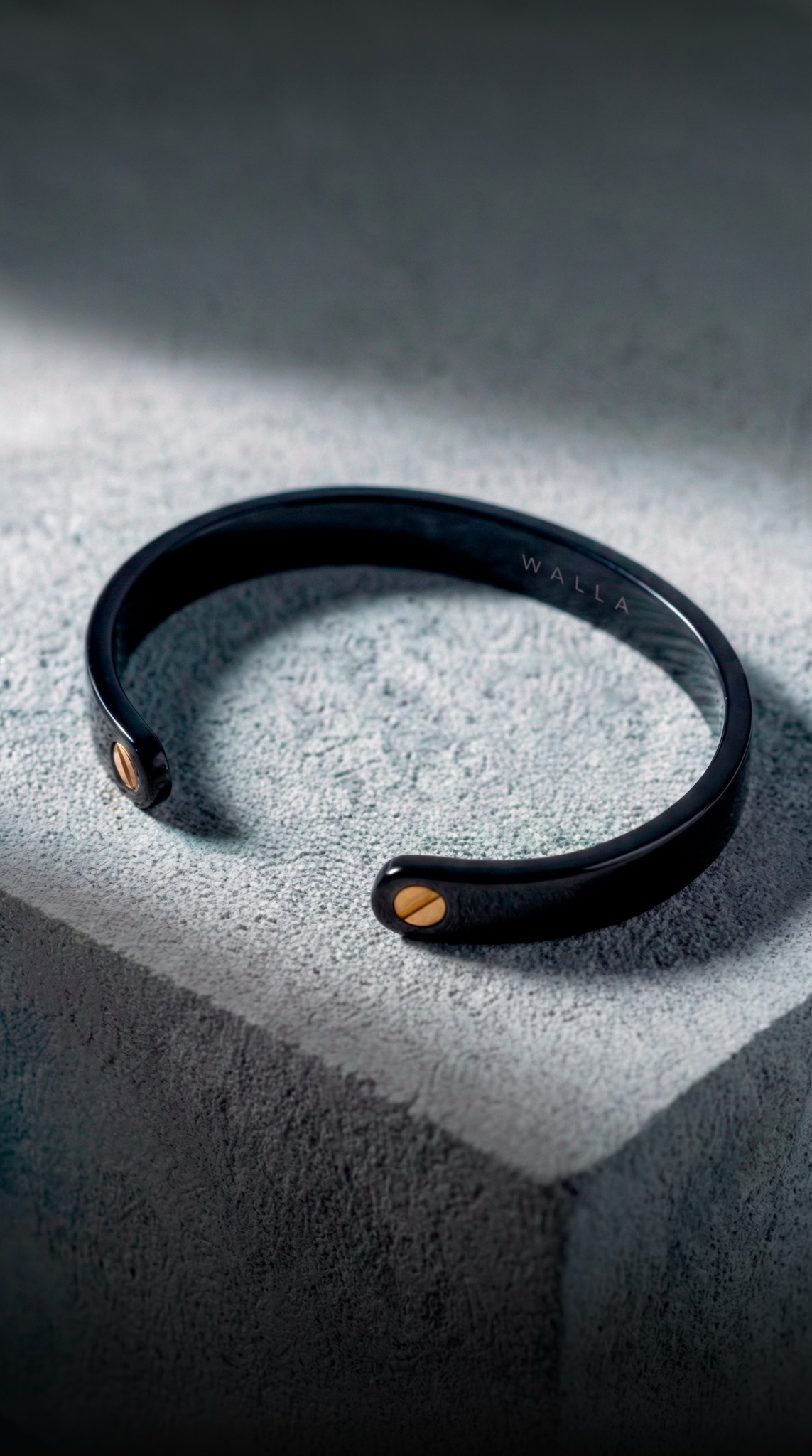 Pulsera Minimal Cuff WALLA