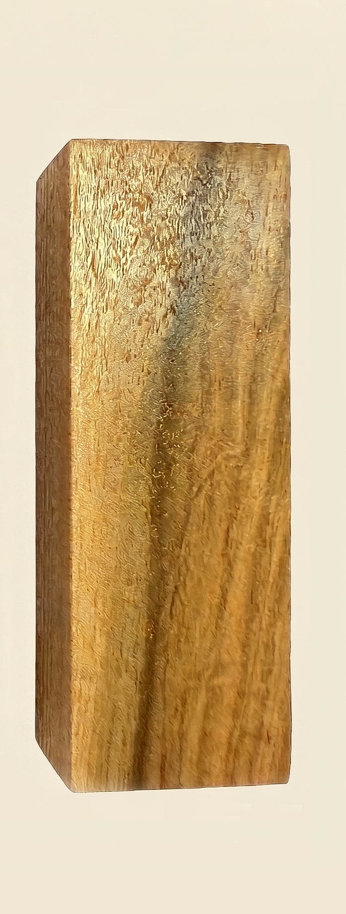 Madera maciza de petiribí con terminación protectora