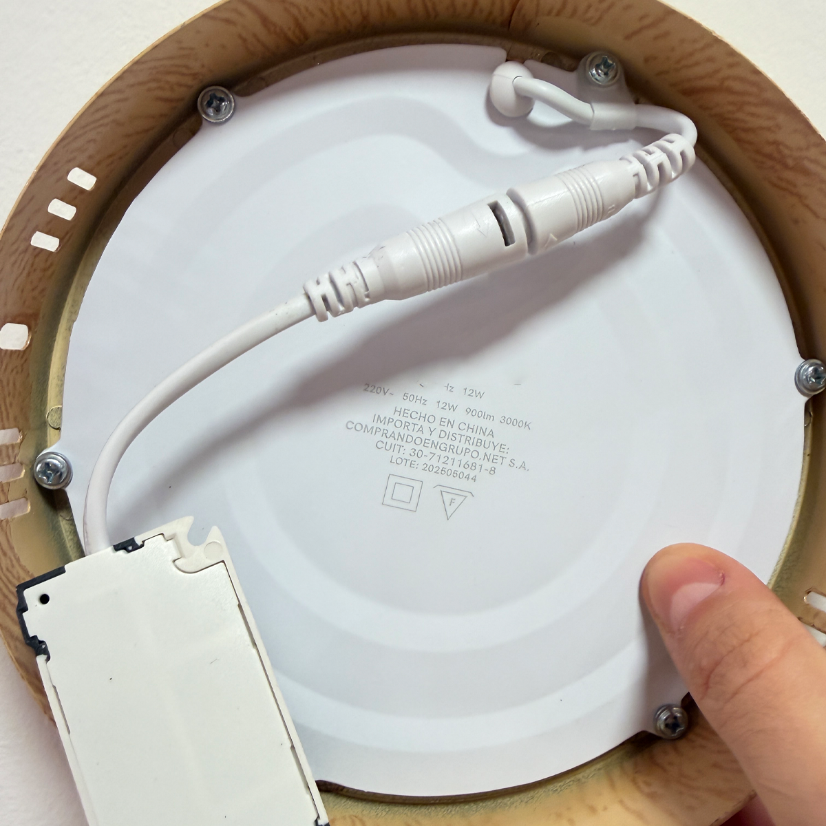 LED integrado y fuente incluida aplique Wood 12W