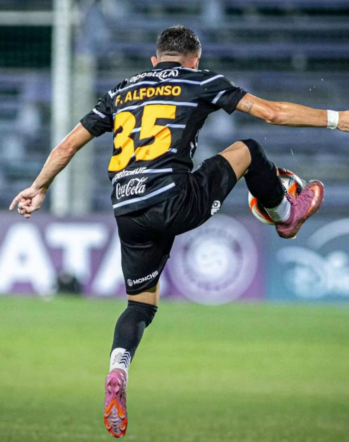 F. Alfonso con medias Calcio
