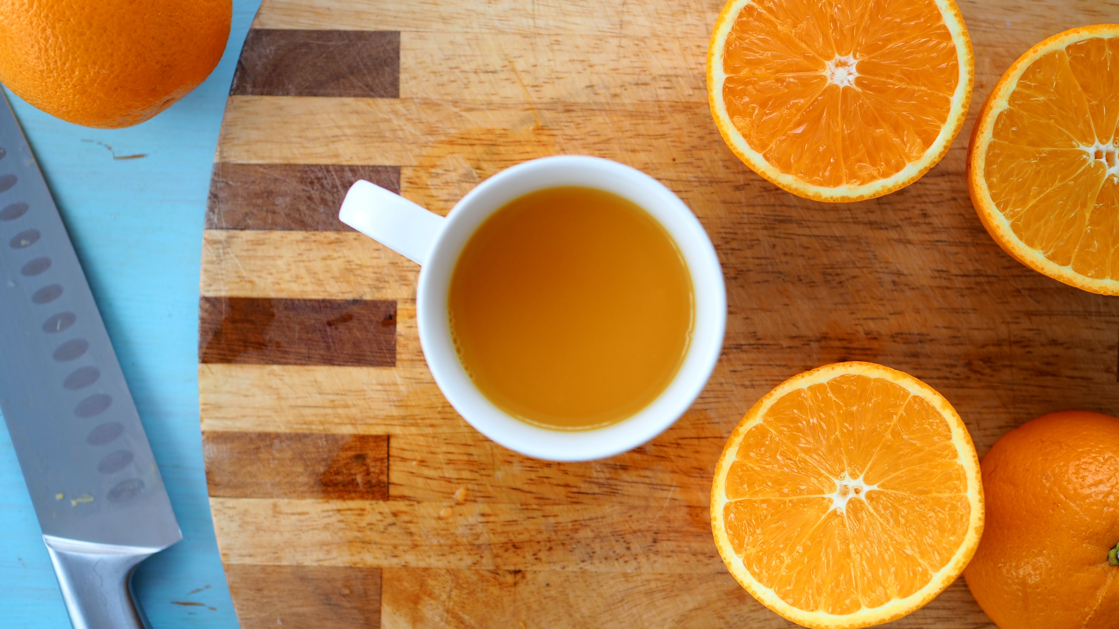 Naranja recién exprimida
