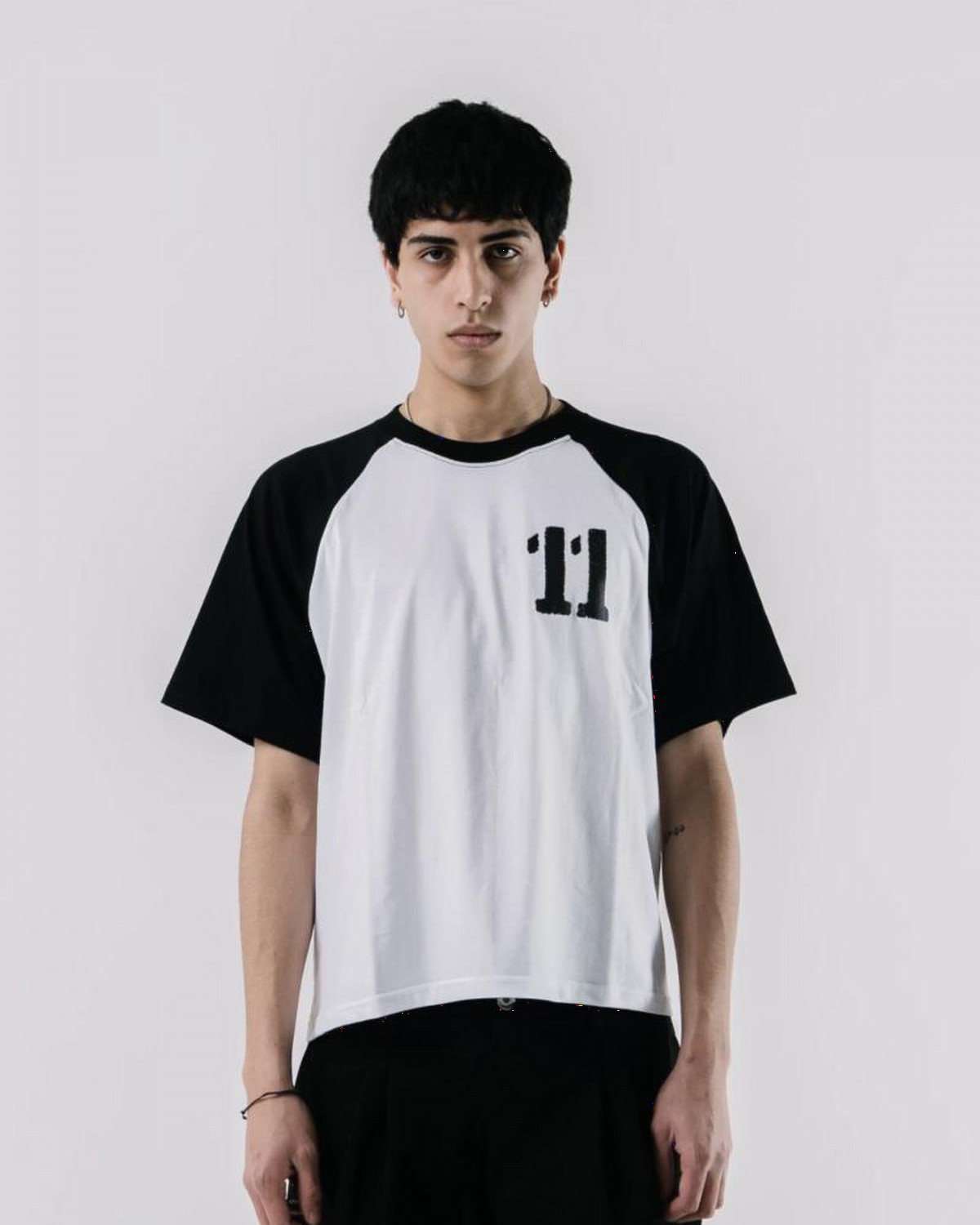 REMERA "11"