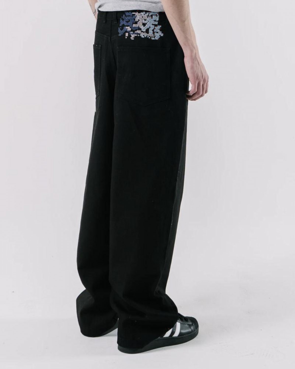LOOSE JEAN "WOOD" negro