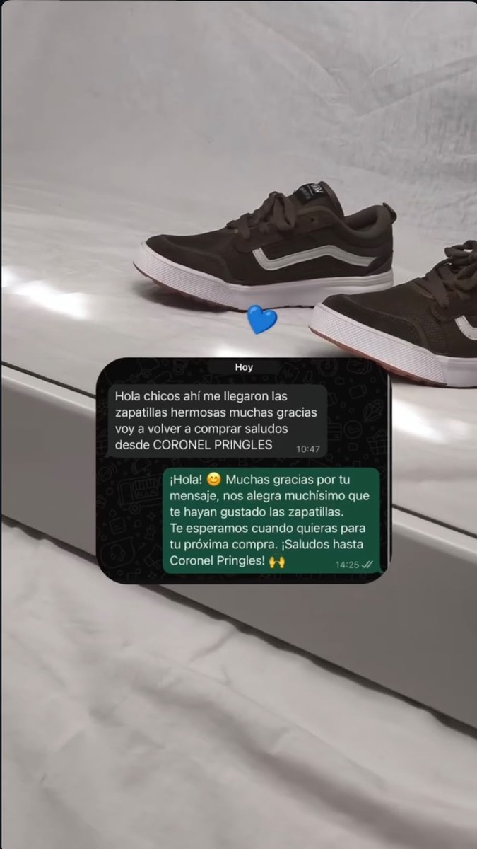 Cliente confirma que recibió las zapatillas, agradece y dice que volverá a comprar