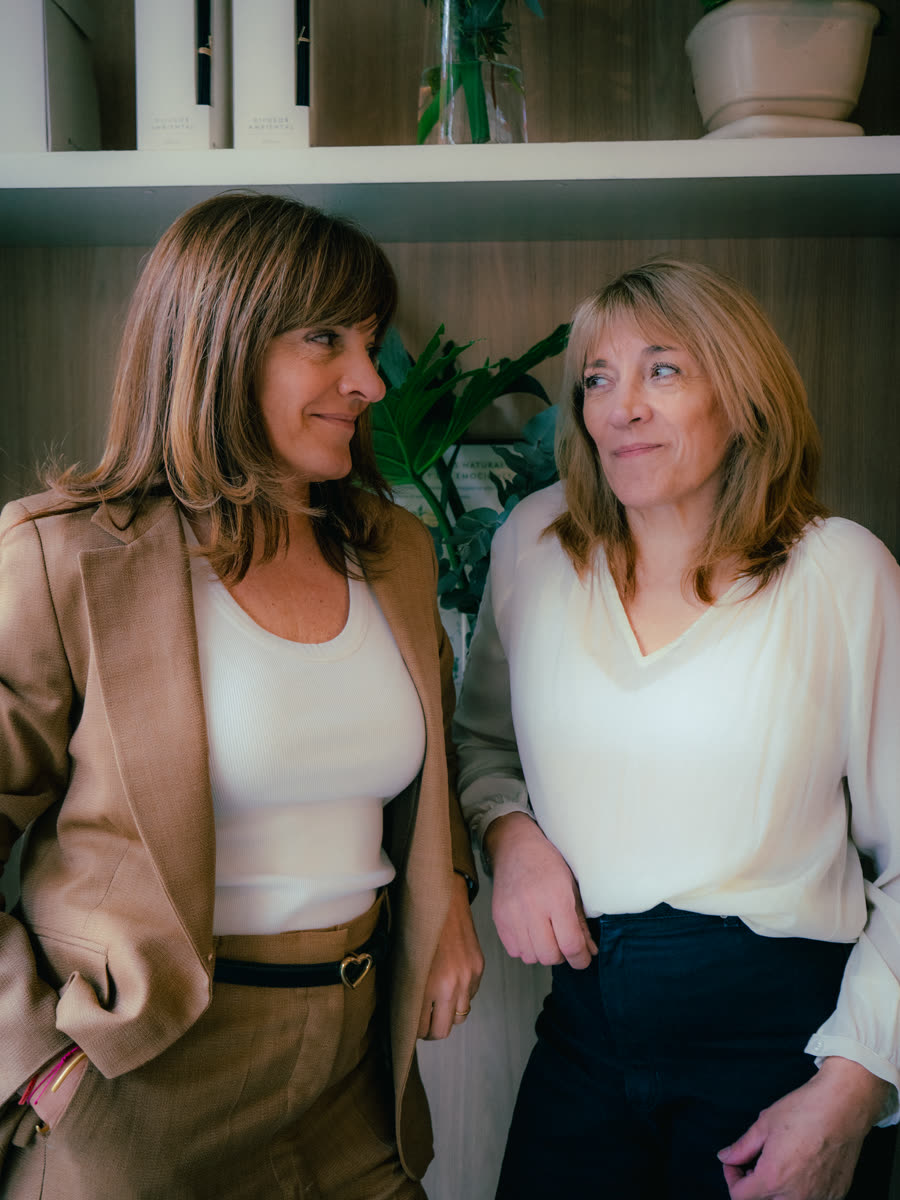Mimi y Kari — Fidela