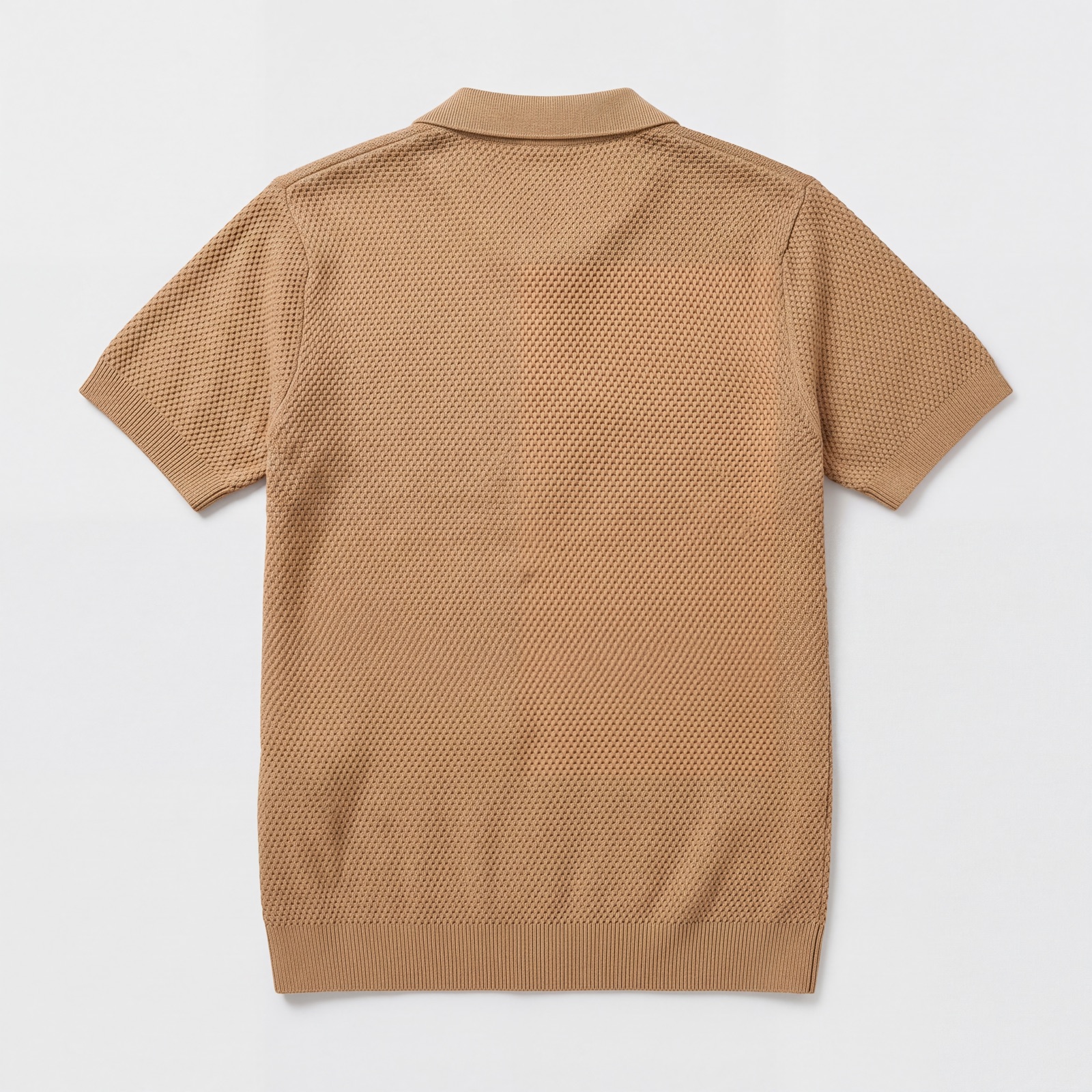Polo Tejido Cuello en V Capri Camel