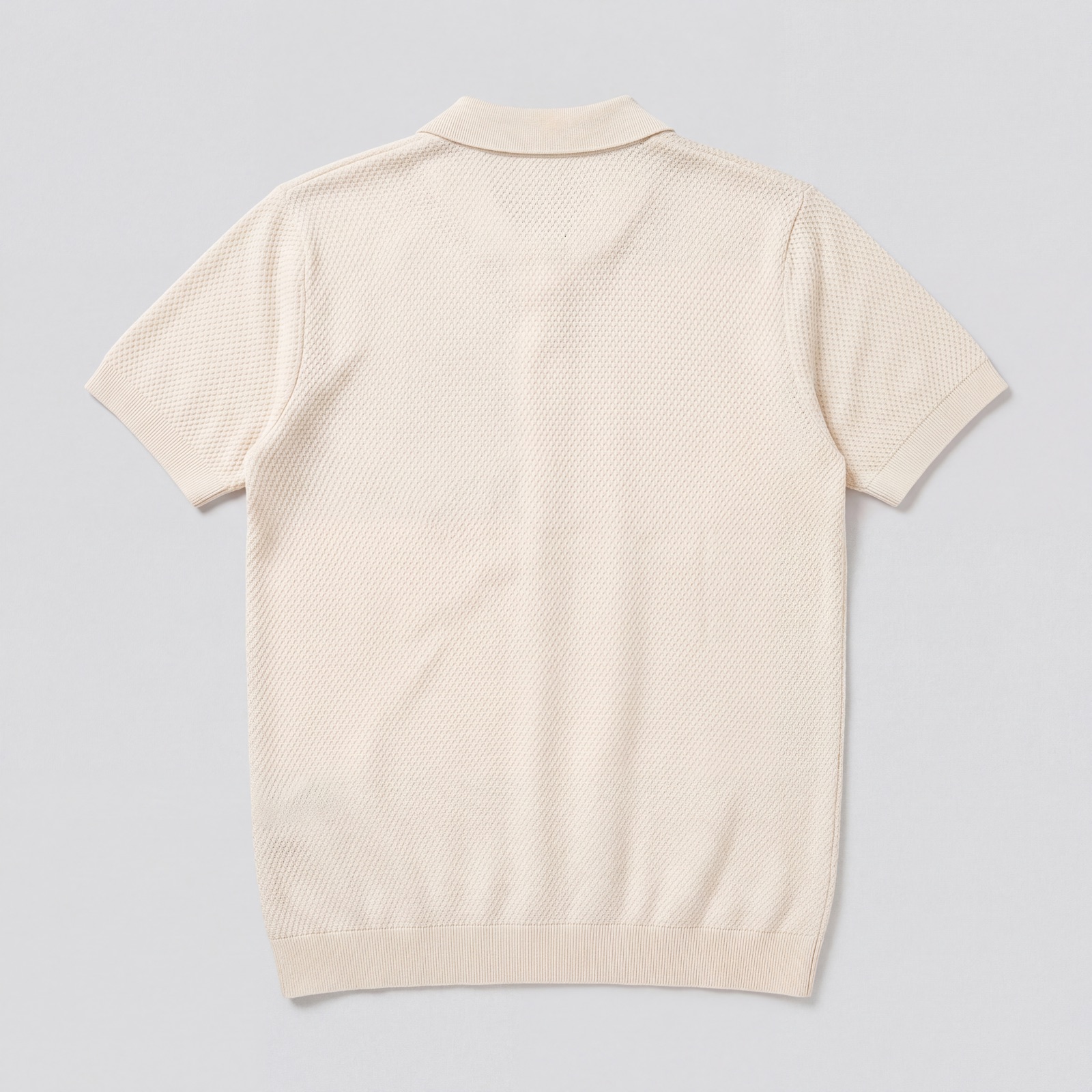 Polo Tejido Cuello en V Capri Natural