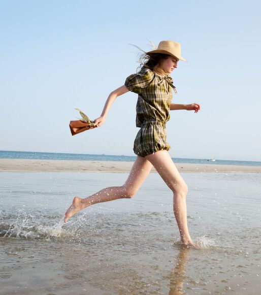 Catch the Parisian Wave :