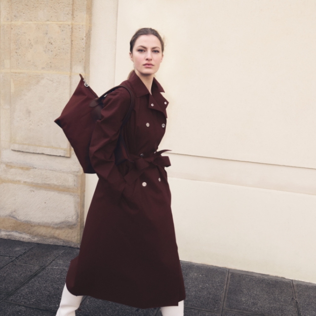 LE PLIAGE ONE