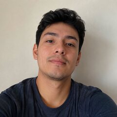 Lucas P.