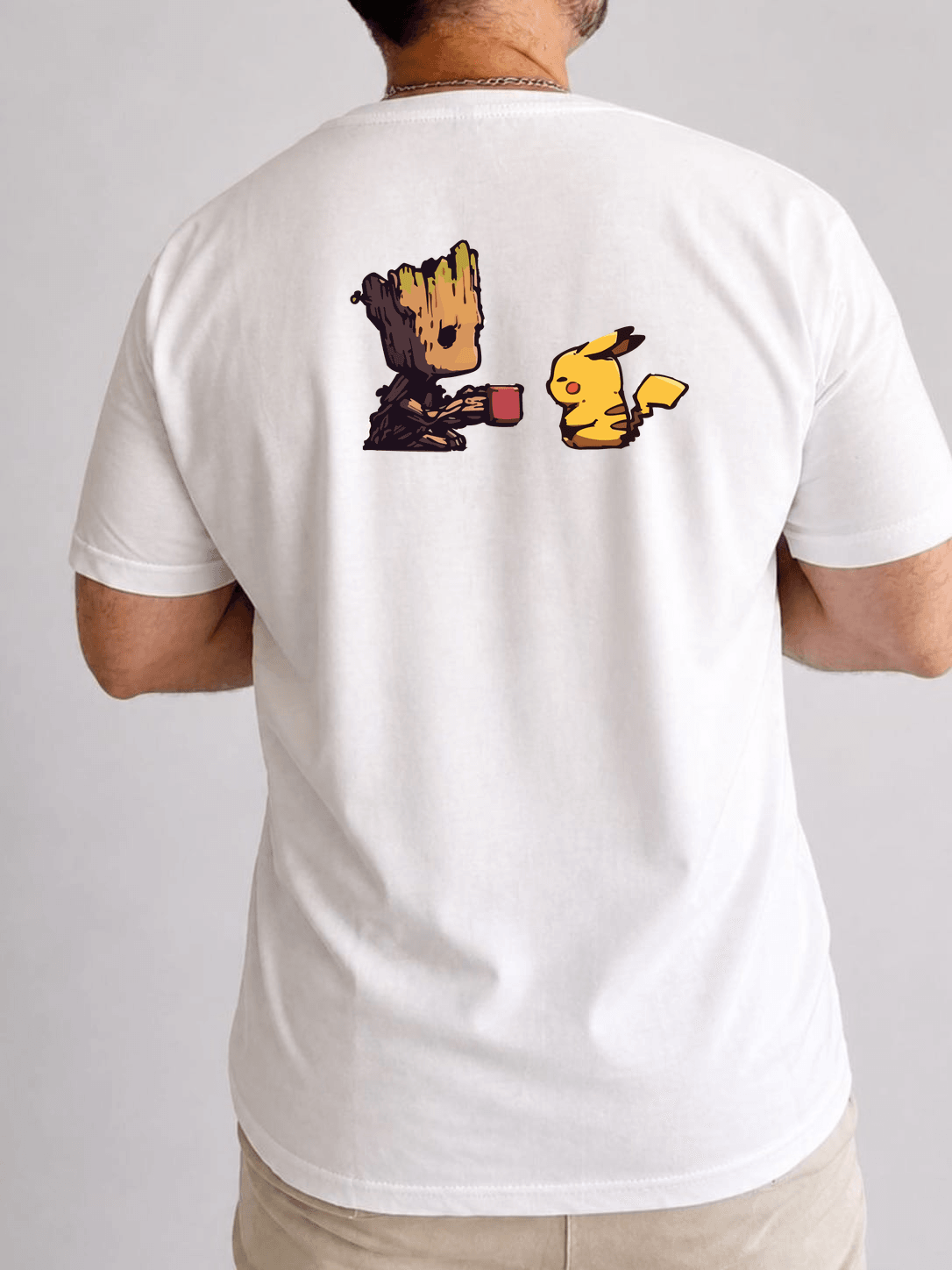 Pika & Groot · Café (espalda)
