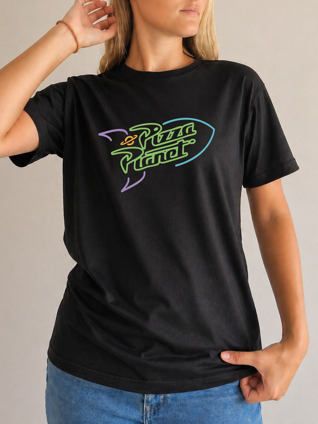 Toy Story Pizza Planet en Clásica Unisex Negra