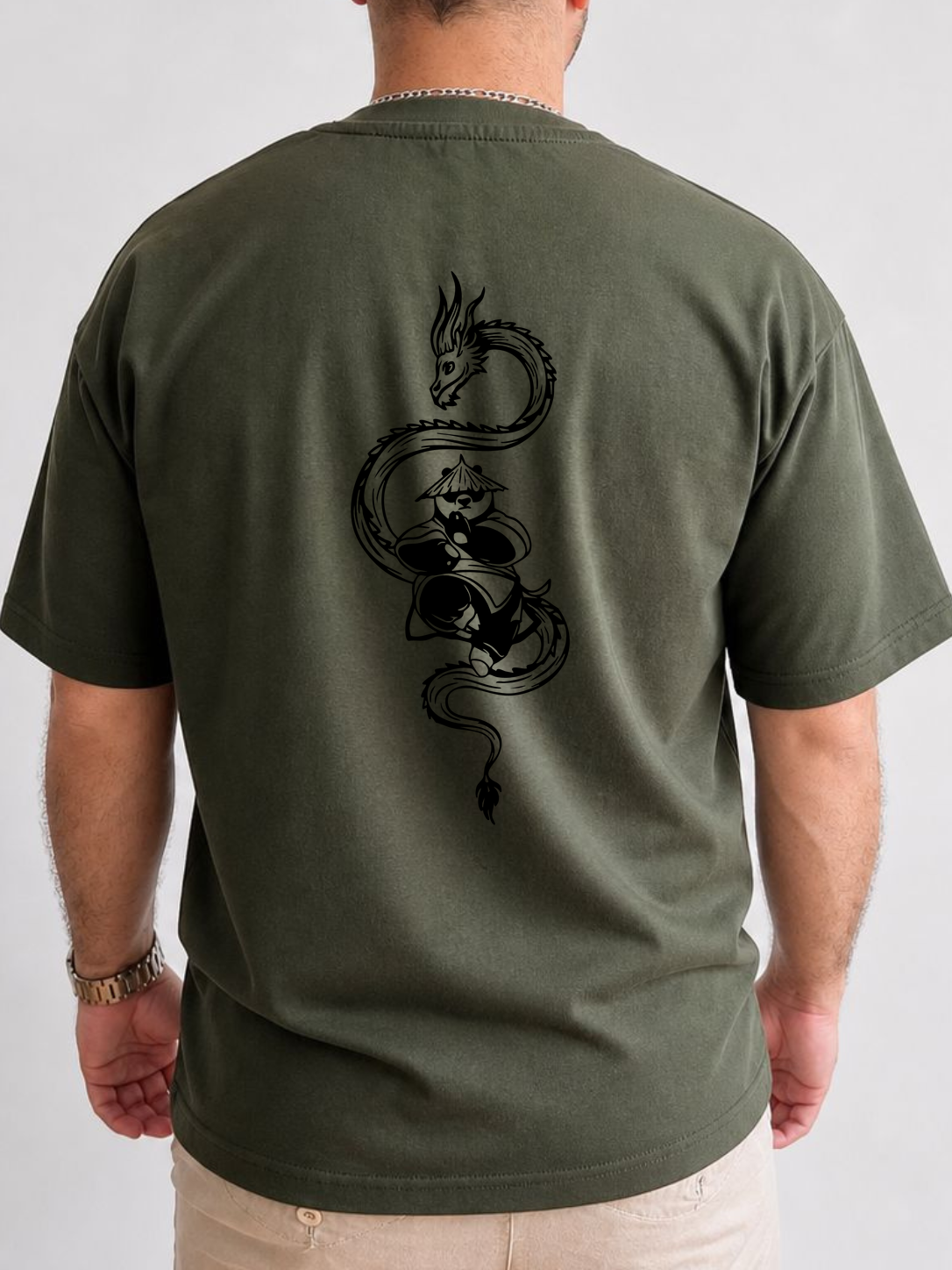 Kung Fu Panda Guerrero Dragón en Oversize Verde (espalda)