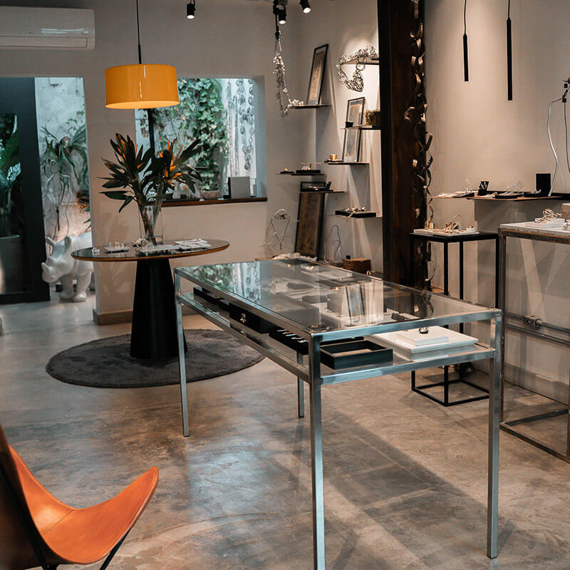 Interior do ateliê Karin Reiter