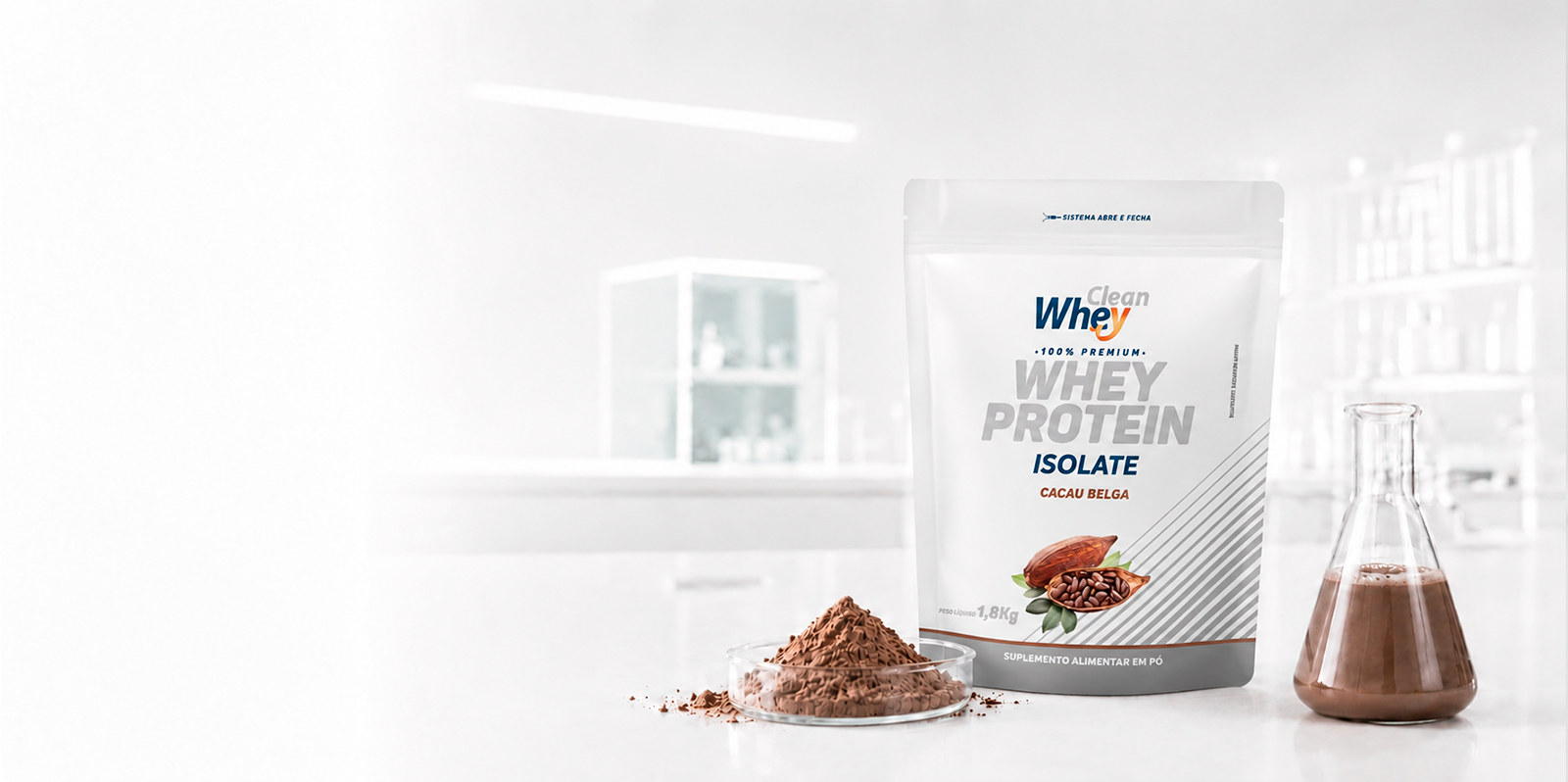 Clean Whey Isolate Tasty Cacau Belga Refil 1,8kg em ambiente de laboratório