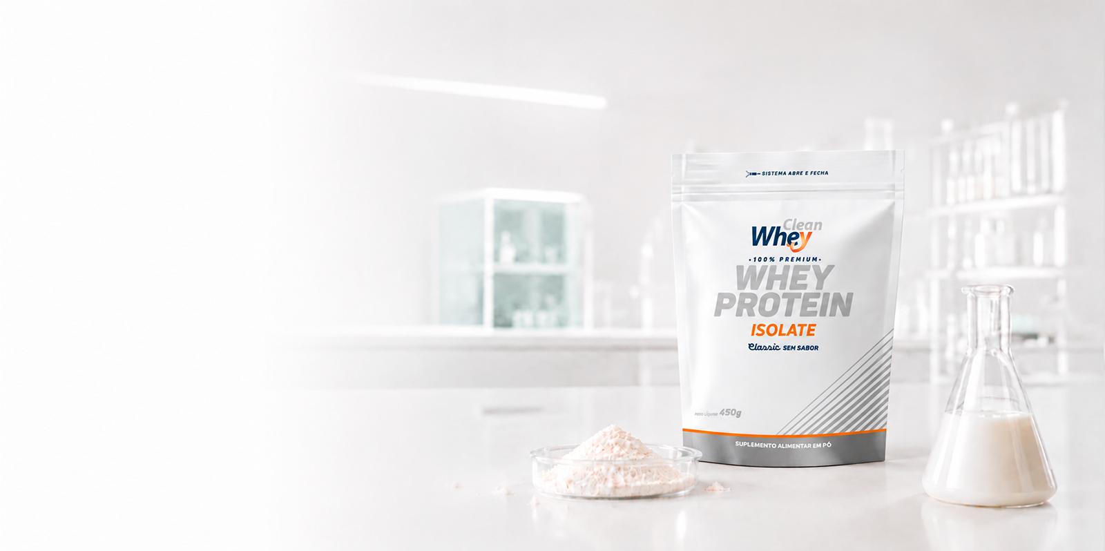 Clean Whey Isolate Refil 450g em ambiente de laboratório