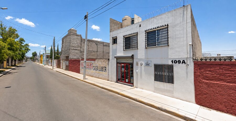 Sucursal Veravitrum en Av. Playa Roqueta 109A, Querétaro