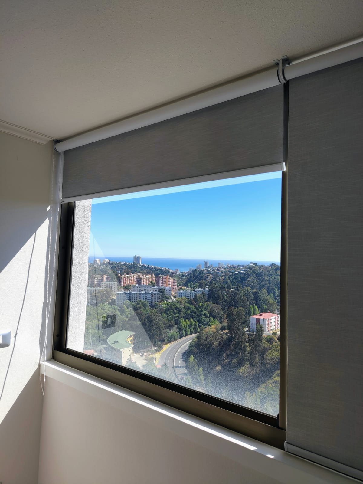 Cortinas roller en un espacio real, inspiración 13