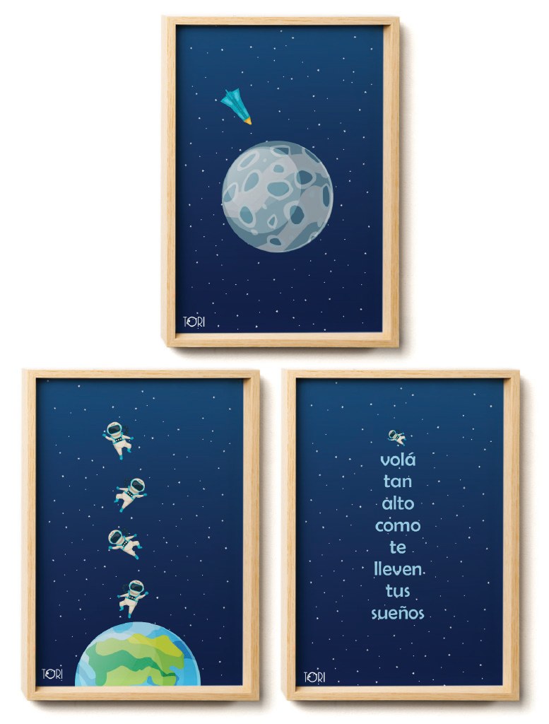 Tres cuadros del espacio con marco de madera
